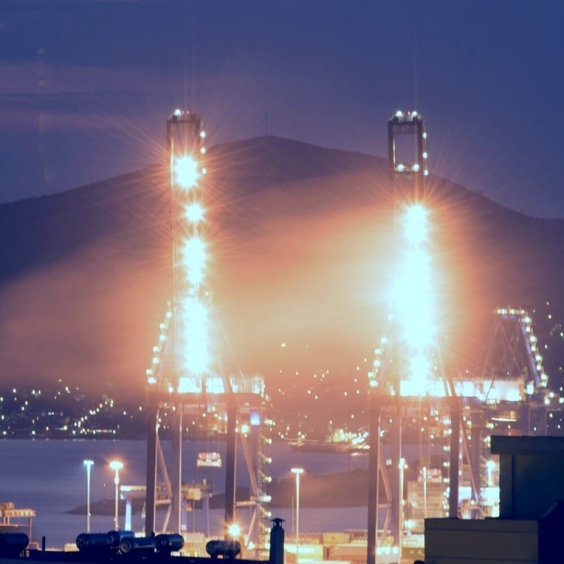 Comprar Focos LED Estadio 240W Philips Driver - Proyector MATRIX 20º